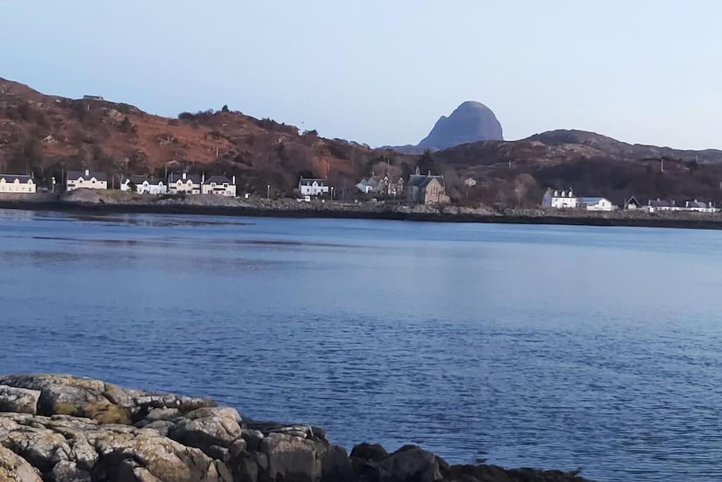 Captain Tom'S. A Cosy Wee House In Lochinver . Exterior foto